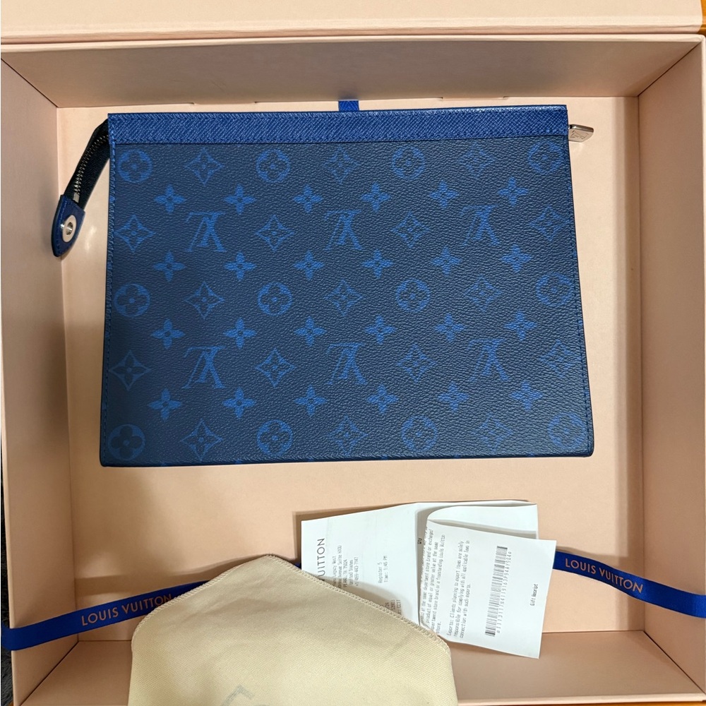 Louis Vuitton Monogram Pochette Clutch in Blue